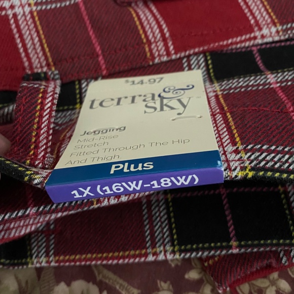 Terra & Sky plaid jegging 1x (16w-18w) - Picture 5 of 5
